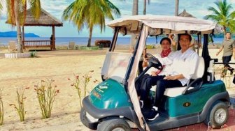 3 Momen Manis Jokowi - Iriana Plesiran di Bunaken, Nomor 2 Malu-Malu