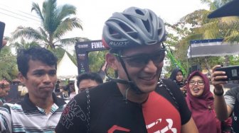 Ajak Lari DPR Tapi Sepi, PDIP: Sandiaga Harusnya Sadar Cuma Pembantu Jokowi