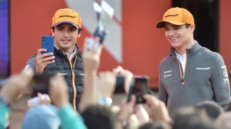 Tutup Pintu Bagi Pebalap Lain, McLaren Pertahankan Duet Sainz-Norris