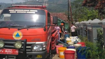 Sebulan Kemarau, Tujuh Kecamatan di Sukabumi Mulai Kesulitan Air Bersih