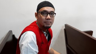 Bebas dari Penjara, Sandy Tumiwa Jadi Lebih Religius