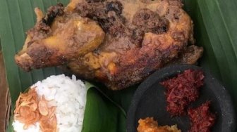 Mendedah Cita Rasa Bebek Goreng H Slamet Yang Jadi Primadona Hingga Kini