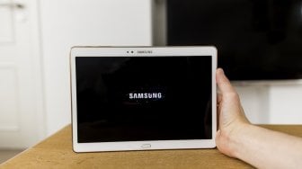 Bocor! Penampakan Samsung Galaxy Tab S8 Ultra di Situsnya