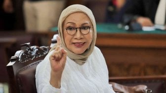 Kronologi Ratna Sarumpaet Dilaporkan Cucu, Atiqah Hasiholan Sampai Nombok