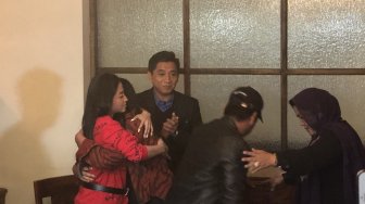 Sah! Dewi Perssik dan Rossa Meldianti Berdamai