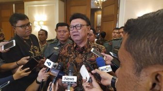 Sekda Jabar Tersangka Korupsi, Mendagri Kontak Ridwan Kamil Malam-malam