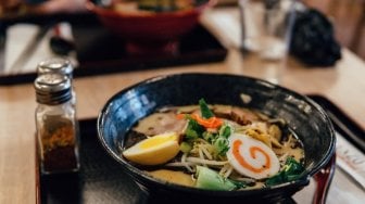 Nyoba Ramen Paling Murah, Penampakan Restorannya Bikin Syok