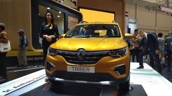 Renault Triber Kini Dilengkapi Varian Matic