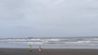 BNPB: Potensi Tsunami Pantai Selatan Jawa Tinggi, Harus Waspada