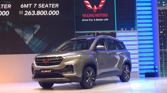 Hore, Tersedia Empat Varian Wuling Almaz! Apa Saja Perbedaannya?