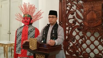 Polemik Instalasi Getah Getih, Anies: Kalau Pilih Besi Impor Dari Tiongkok