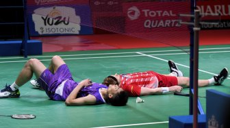 Wasit Pirang Estonia Minta Maaf dan Peluk Chou Tien Chen. Mengapa?