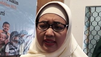 Siswi Non-Muslim Dipaksa Pakai Hijab di Padang, KPAI: Melanggar HAM!