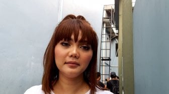 Rina Nose Pajang Foto Waktu SMA, Warganet: Imutnya Awet Teh!