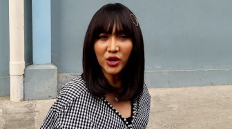 Lucinta Luna Cium Doddy Sudrajat, Netizen Kasih Komentar Kocak