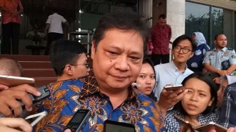 Epidemiolog Sebut Varian Omicron Picu Gelombang Ketiga, Pemerintah Siap?