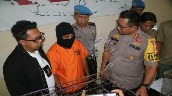 Hewan Langka Dijual, Dimasukan Sangkar, Ganti Pria Kediri Dikandangkan