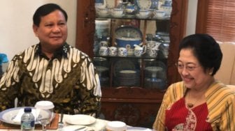 Duet Mega-Prabowo Diadu dengan Presiden 3 Periode, Susi Pudjiastuti Acungkan Jempol