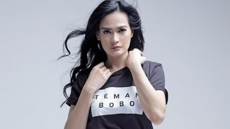 Terpopuler: Donna Harun Menolak Tua, Benda Jatuh dari Gerobak Bakso