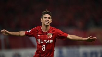 Ingin Tinggalkan Liga China, Oscar Jadi Rebutan Duo Milan