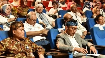 Gubernur Jabar Apresiasi Opera Ciung Wanara yang Libatkan Anak Muda