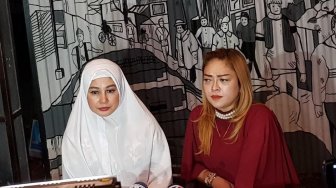 Lelah dengan Sikap Sandy Tumiwa, Istri Minta Cerai