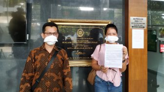 Penguggat Jokowi-Anies Pakai Masker di Sidang Perdana Gugutan Polusi Udara