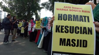 Kasus Wanita Bawa Anjing ke Masjid, FUI Minta Berkas Perkara SM Dilengkapi