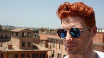 Wow, Fotografer Ini Cari Pria Rambut Merah untuk Foto Telanjang di Kalender