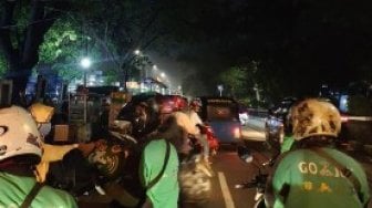 Tiru Iklannya, Inilah Cerdikiawan Ala Driver Gojek yang Sesungguhnya