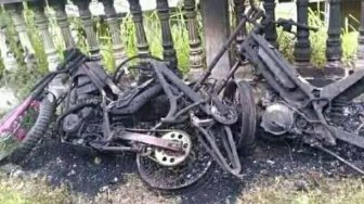 Tak Terima Ditilang, Pemotor Bakar Kendaraannya Sendiri di Pasaman Barat