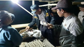 Tangisan Bayi Dalam Kardus, Hebohkan Pedagang Pasar Trenggalek