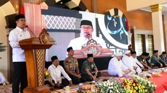 Ridwan Kamil Minta Pertamina Tanggung Jawab soal Oil Spill di Karawang