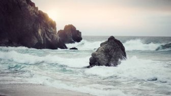 Bak di Pulau Pribadi, Menikmati Sepoi Pantai Biru Langit Lombok