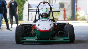 Keren, Mahasiswa ITS Surabaya Buat Mobil Formula Listrik
