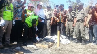 Bupati Bondowoso Resmikan Pembangunan Bendung Bluncong