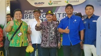 Kementan Serahkan Bantuan Alat Mesin Pertanian di Kediri