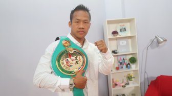 Daud Yordan Pamer Sabuk Juara WBC