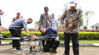 Presiden Jokowi Terkesan Kemajuan Mekanisasi Pertanian Indonesia