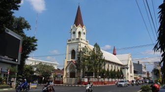 Cerita Gereja dan Masjid Agung Malang 150 Tahun Memelihara Toleransi