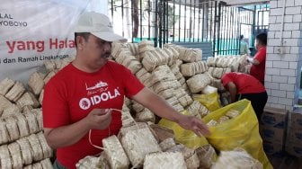 Ikuti Imbauan Anies, Masjid Istiqlal Pakai 5.000 Besek untuk Daging Kurban