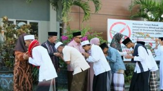 Bupati dan WaBup Probolinggo Salat Idul Adha di Masjid Agung Ar-Raudlah