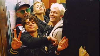 Tertahan di Hong Kong, Konser The Vamps Diundur sampai Besok