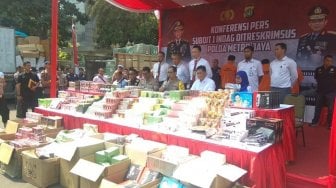 Negara Rugi Rp 64 Triliun karena Barang Ilegal asal Tiongkok