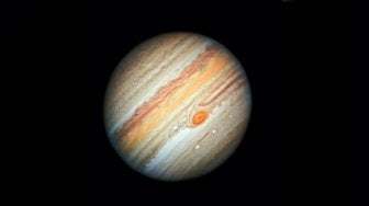 Astronom Amatir Temukan Bintik Baru di Planet Jupiter