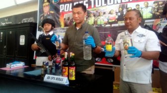Tim UKL Polres Tulungagung Sita Ratusan Botol Miras