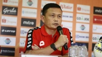 Bhayangkara FC Kalah, Yeyen Tumena: Saya Butuh Waktu