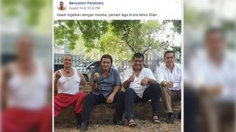 Ramai Foto 4 Aktor Laga Legendaris, Warganet Tebak-tebakan Siapa Mereka