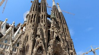 Dibangun Selama Satu Setengah Abad, Potret La Sagrada Familia di Barcelona