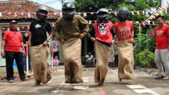 Menjelang HUT RI, Begini Awal Mula Kemunculan Balap Karung di Indonesia!